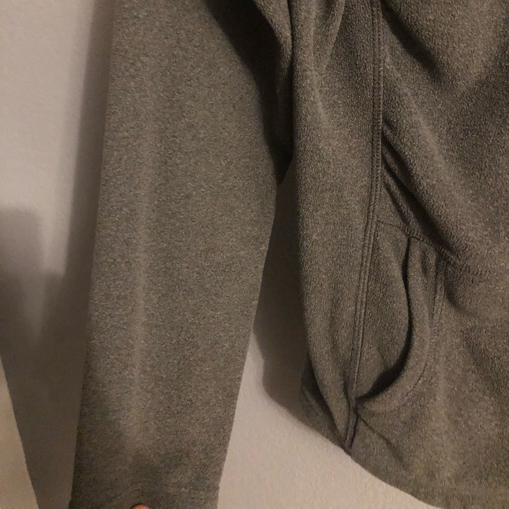 North Face jacket (zip up) - Picture 3 of 5